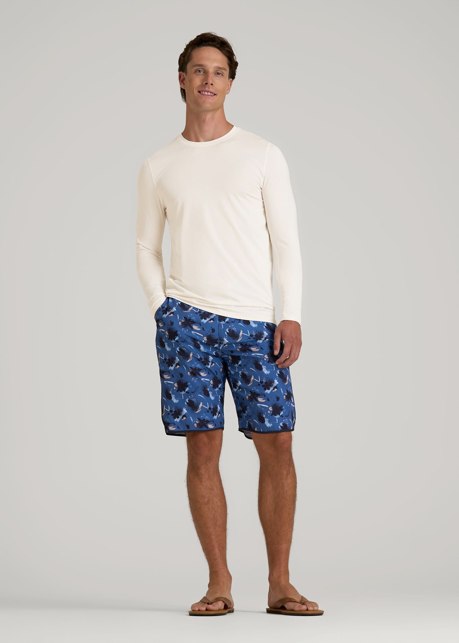 Long Sleeve UPF 50 Rash Guard for Tall Men in White Alyssum