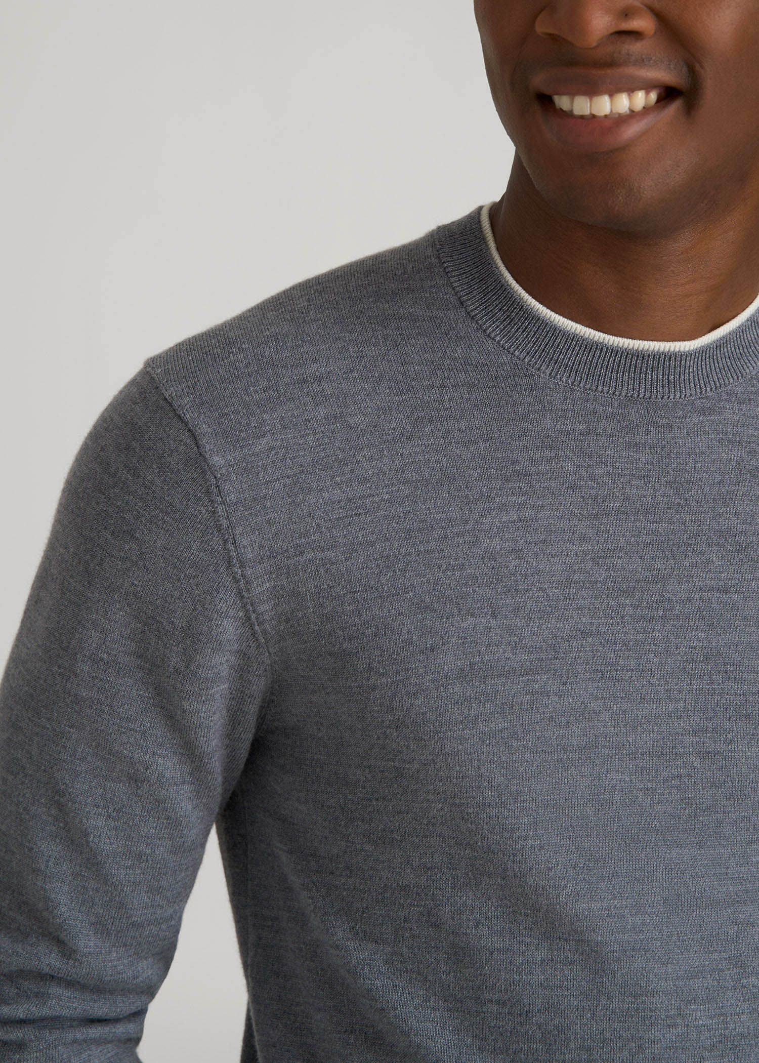 Merino Wool Crewneck Tip Sweater for Tall Men in Grey Mix