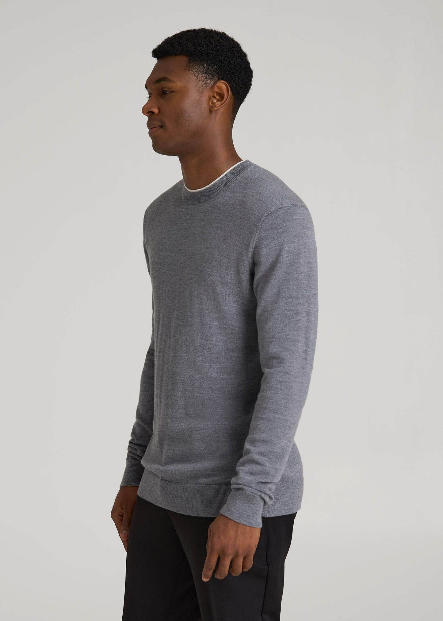 Merino Wool Crewneck Tip Sweater for Tall Men in Grey Mix