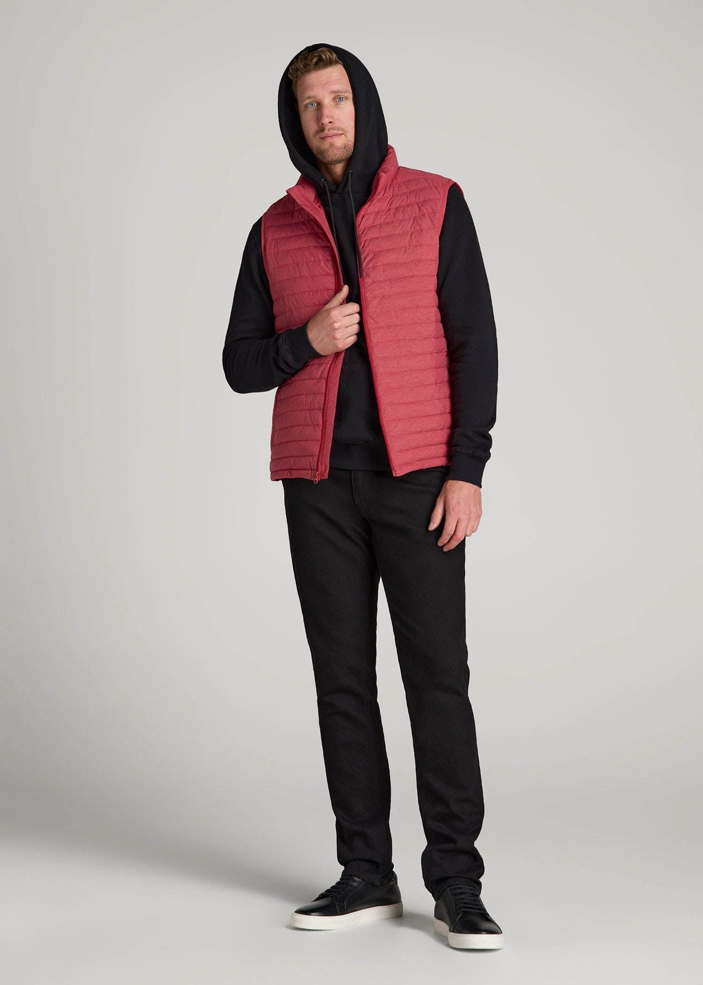 Packable Puffer Vest for Tall Men in Red Space Dye