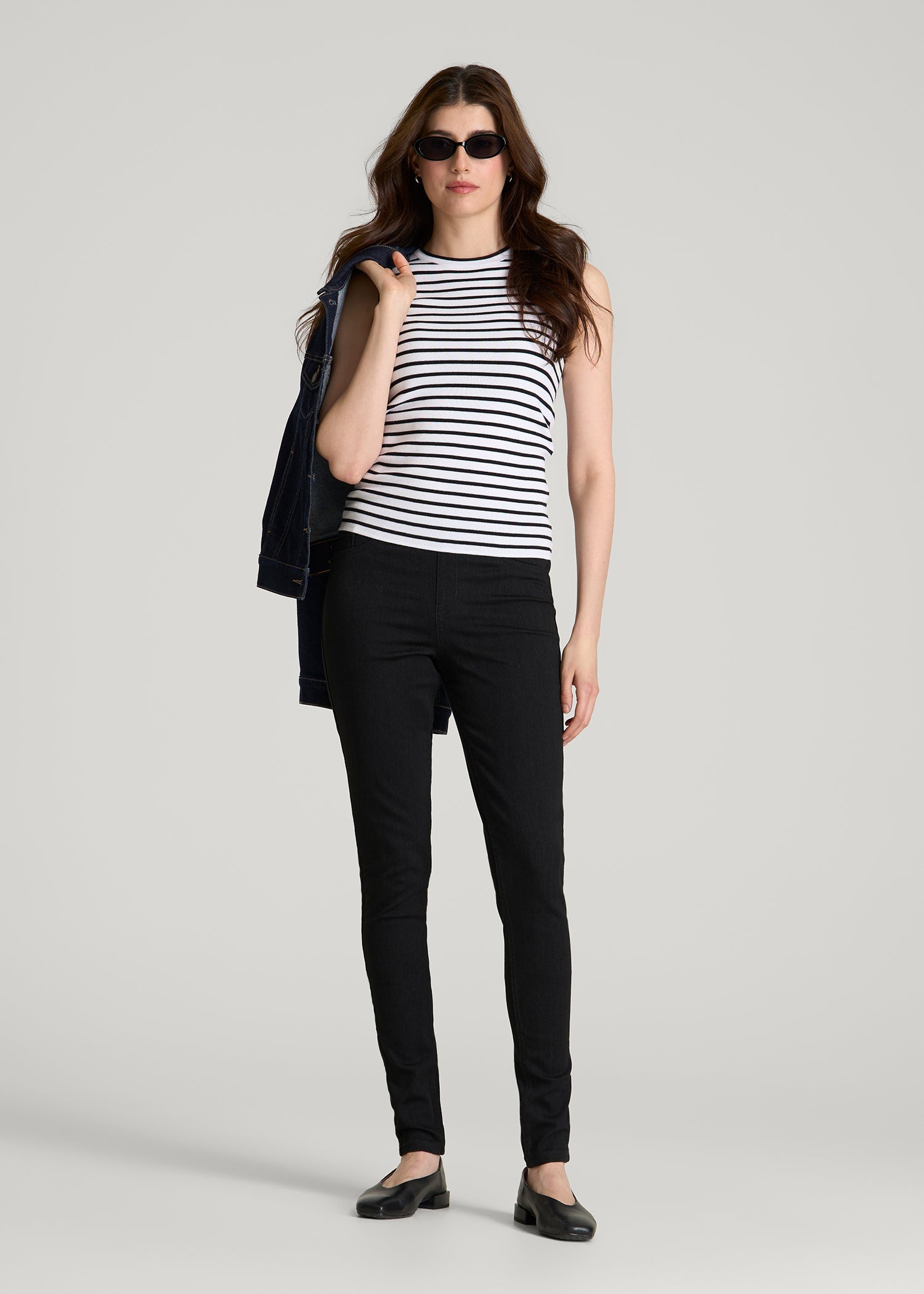 Women's Jeggings for Tall Women in Optimum Black