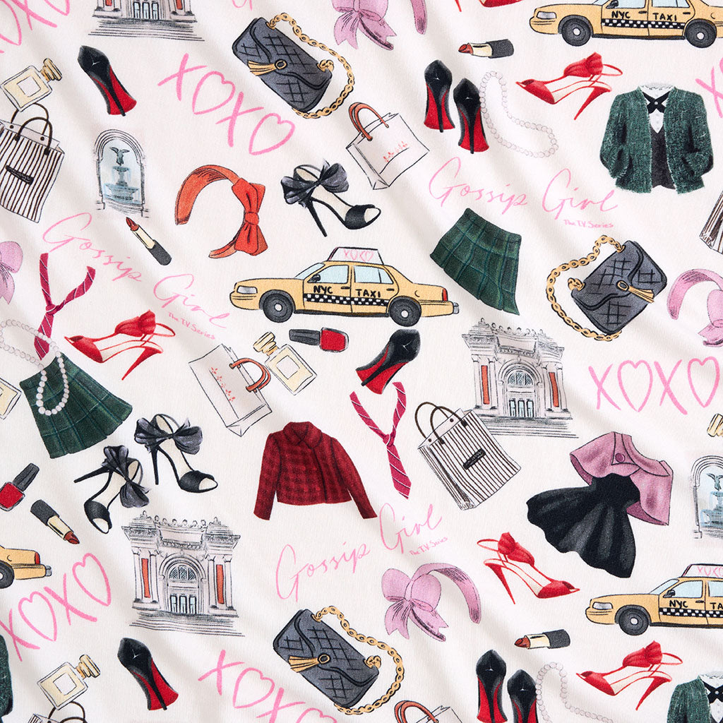 Gossip Girl & Gossip Girl City Ruffled Luxe Patoo® Blanket