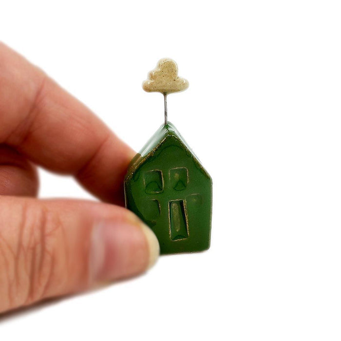 TM424CA $22 - White Cloud - Dark Green Tiny House A
